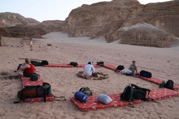 campo-deserto-bianco-bahariya-egitto (2)